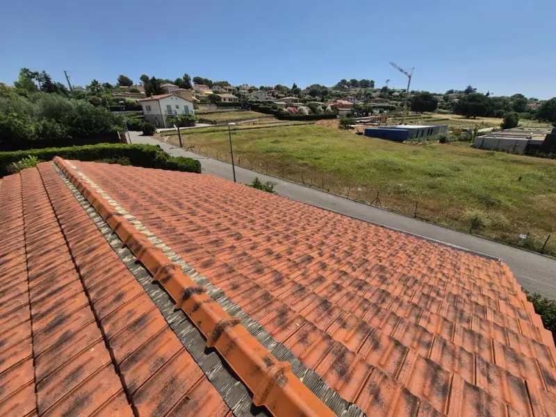 Dépose de couverture et rénovation de toiture à Vence