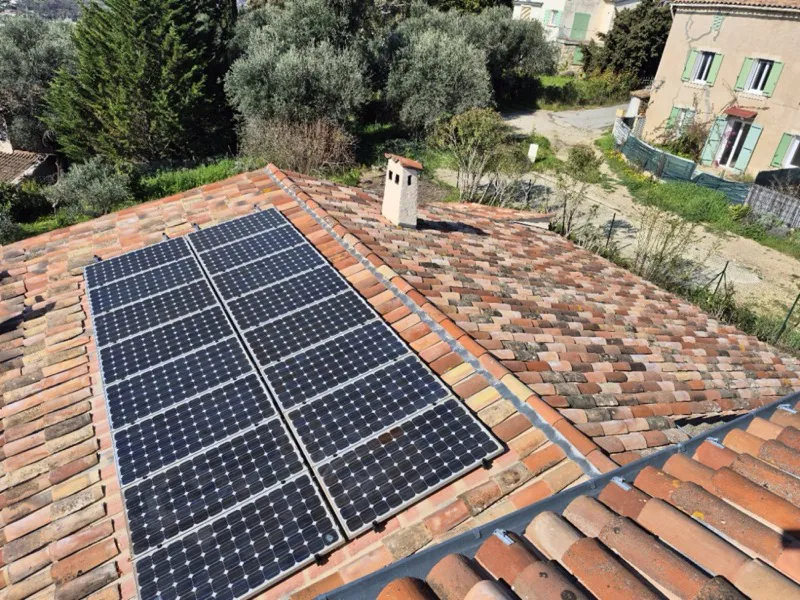 Rénovation complete de toiture à Châteauneuf-de-Grasse
